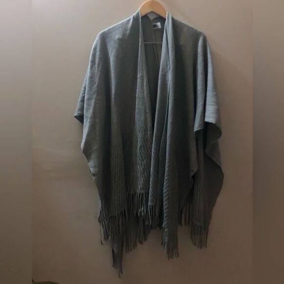 🟨 ACO | One Size Knit Shawl - Picture 1 of 3